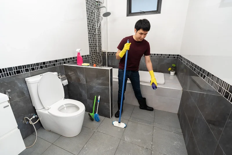 cara membersihkan kamar mandi dengan sitrun